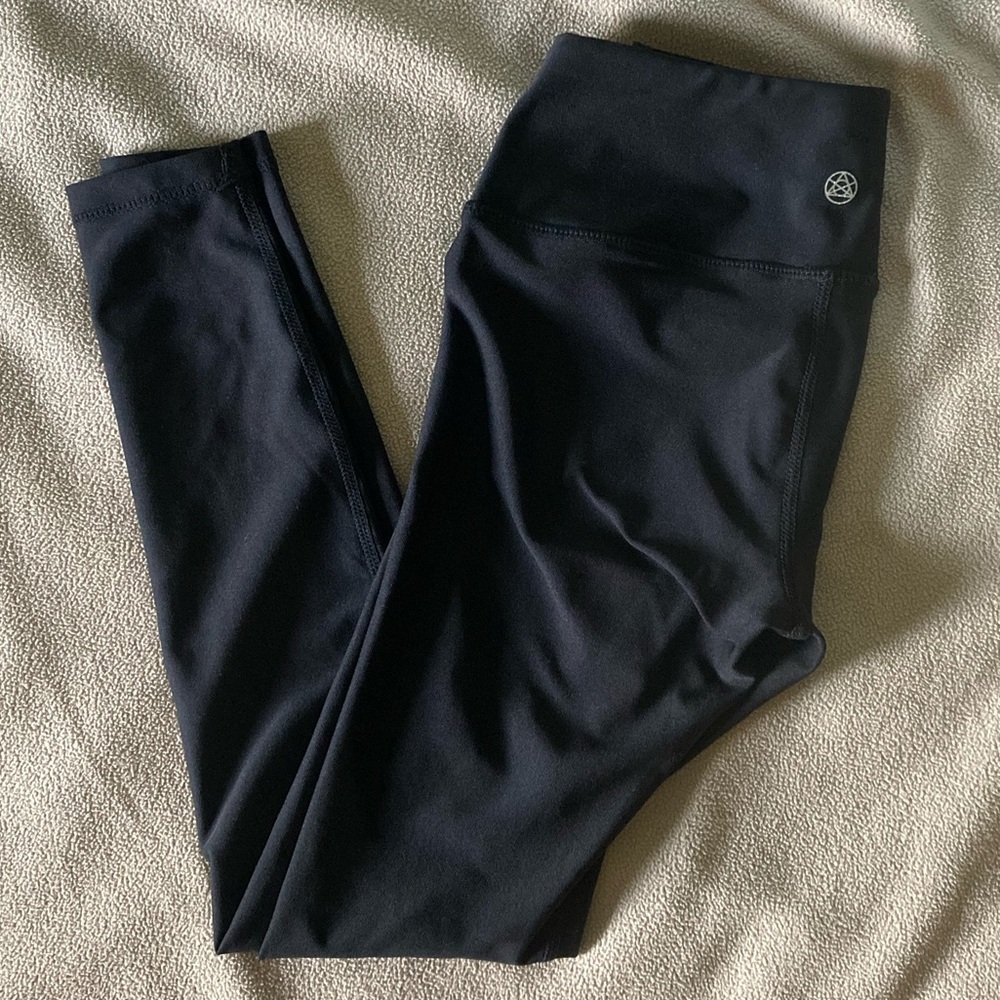 Black Yoga leggings